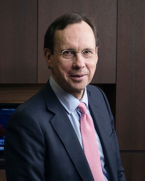 A portrait of Sampo Group CEO Kari Stadigh.
